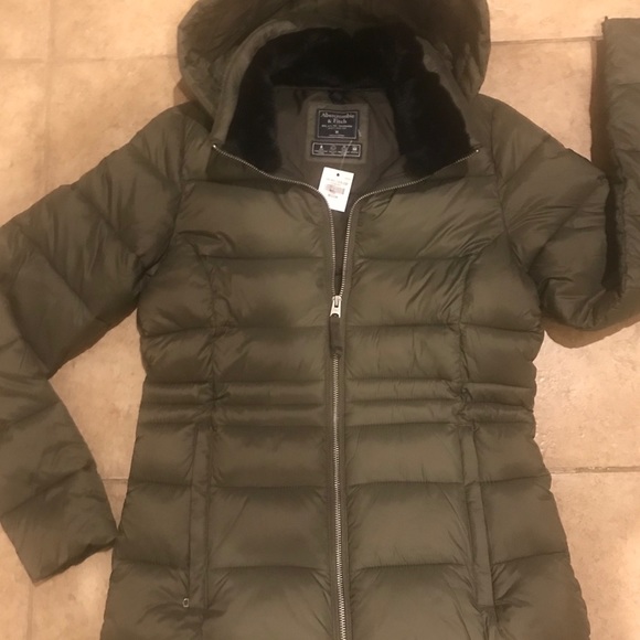 Abercrombie & Fitch Jacket Puffer - Picture 6 of 9